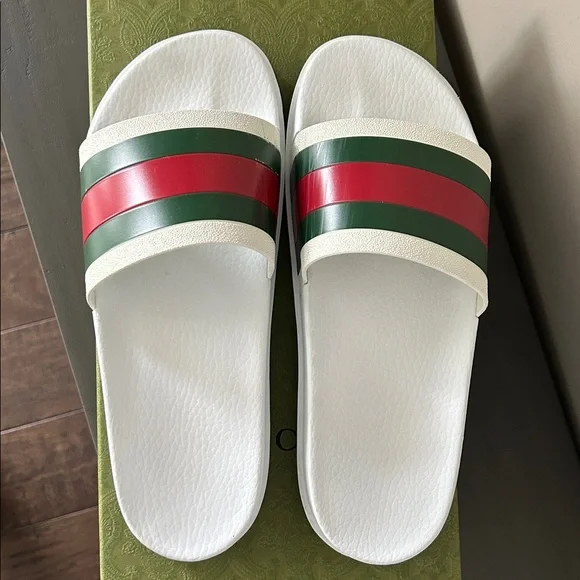 Men’s Gucci slides- original price $510 authentic with box